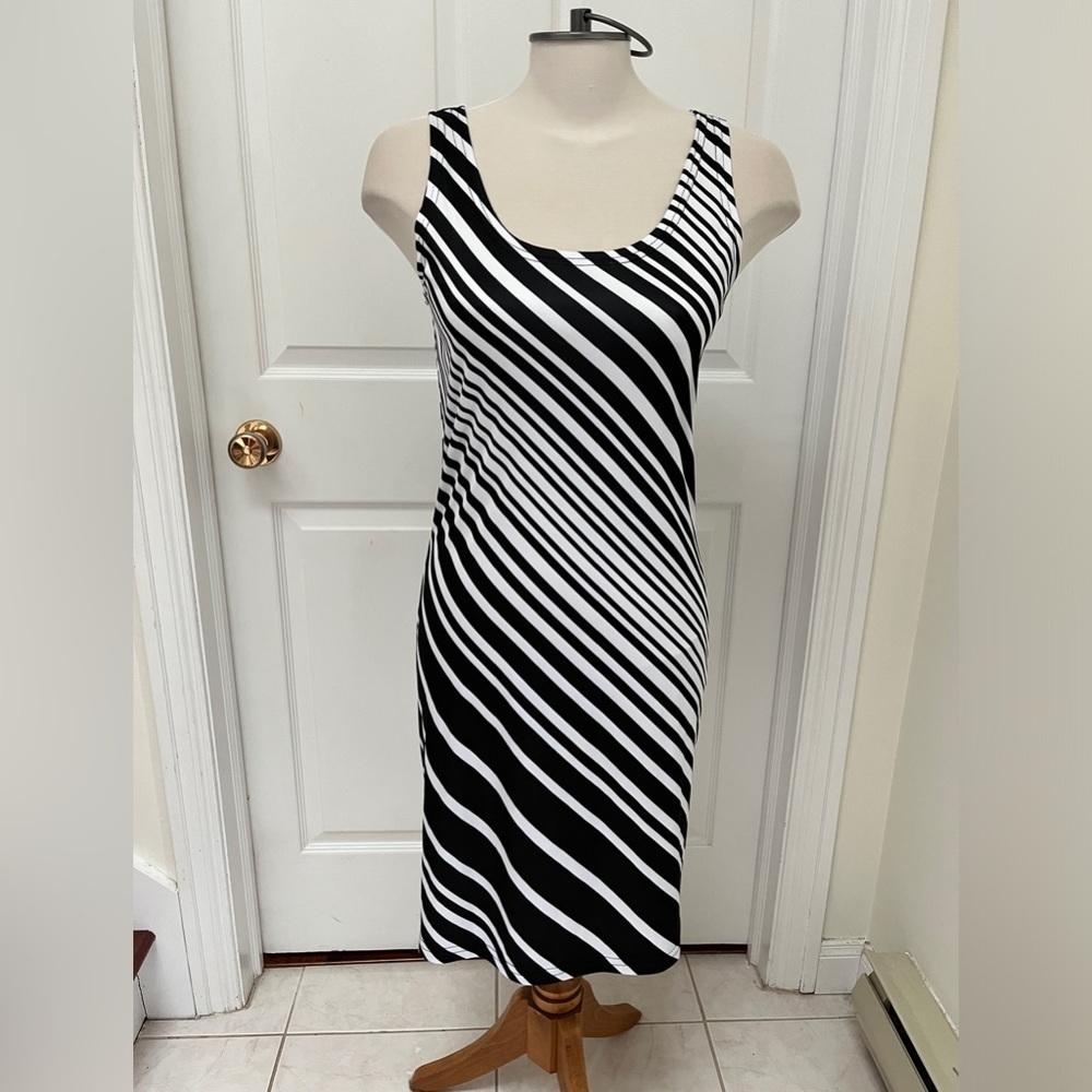Tango Mango black and white striped dress size small